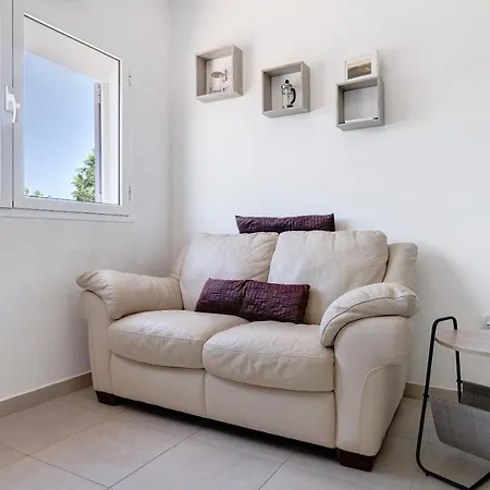 Parigina בית נופש מספאלומס